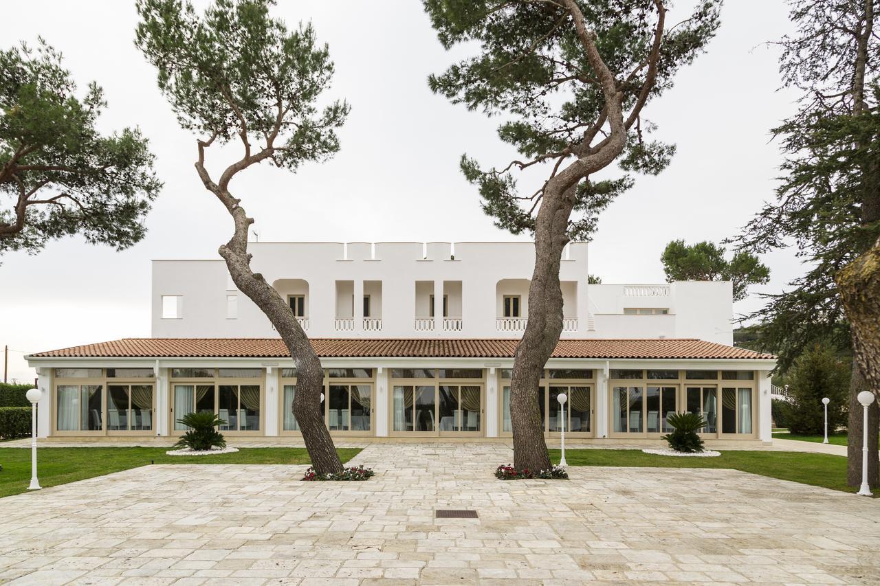 Villa Natia Mottola Exteriör bild